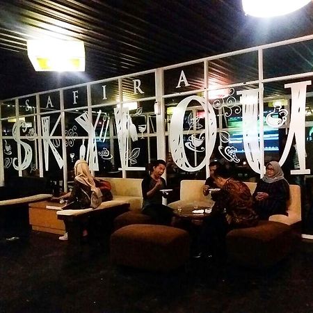Hotel Safira Magelang Esterno foto