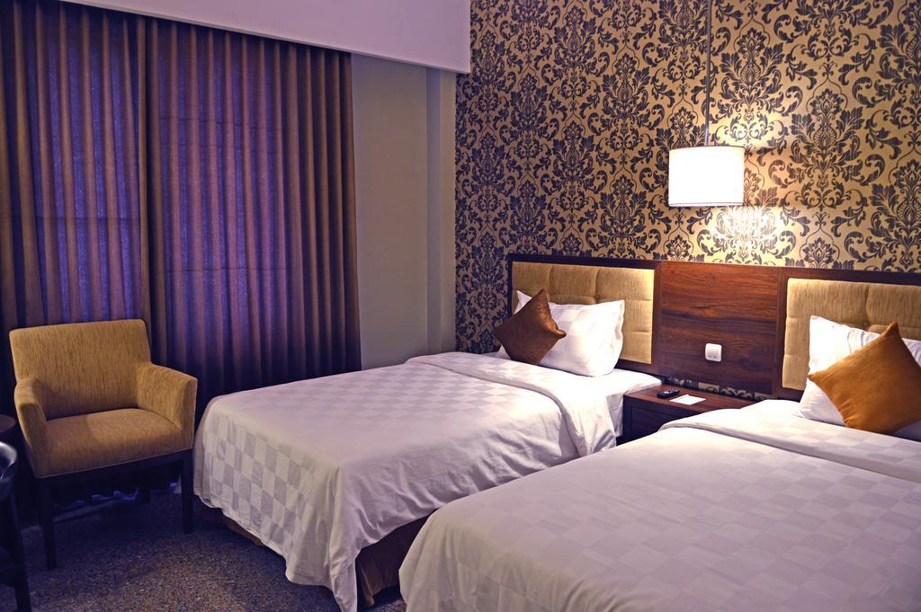 Hotel Safira Magelang Camera foto