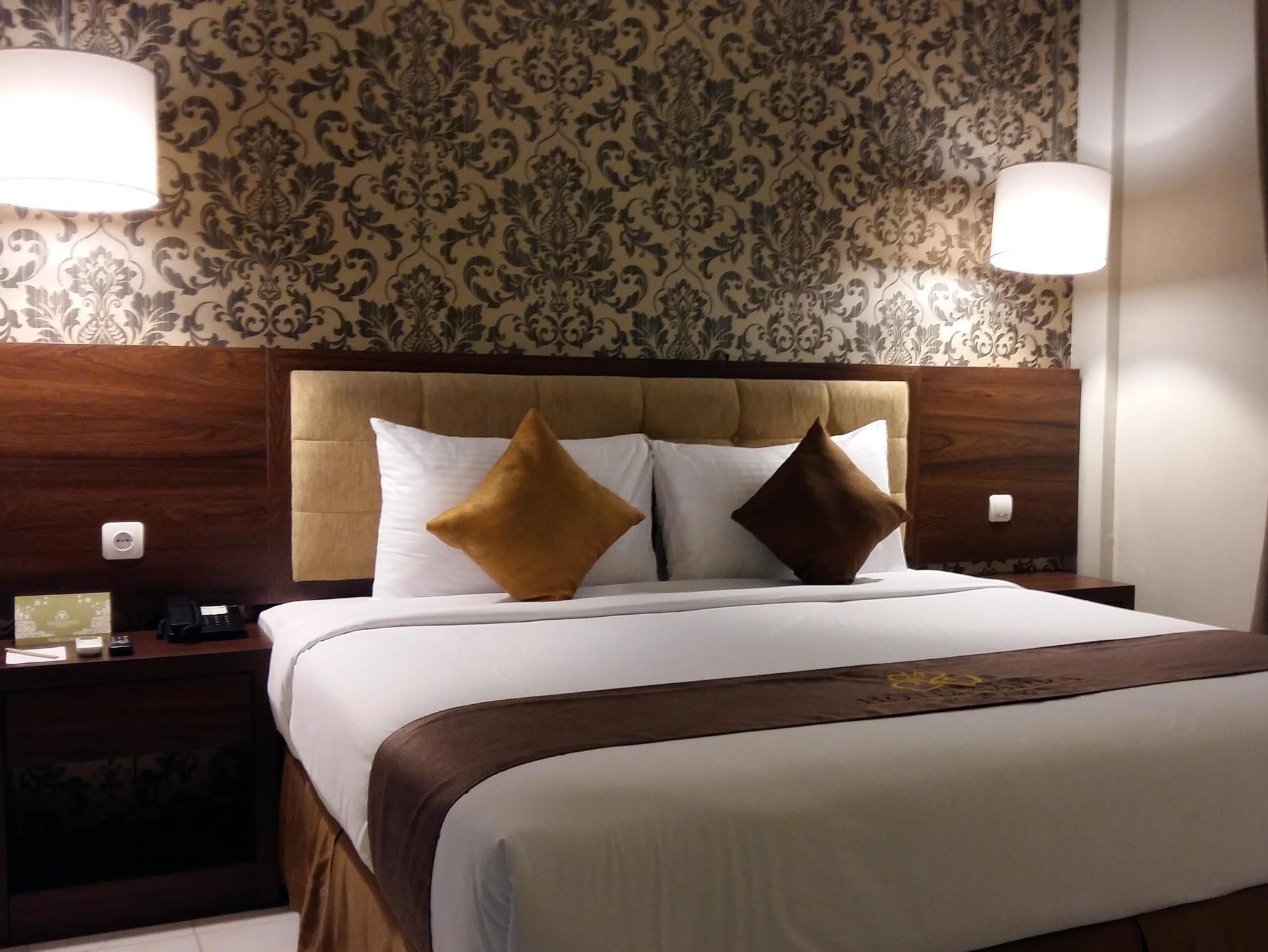 Hotel Safira Magelang Esterno foto