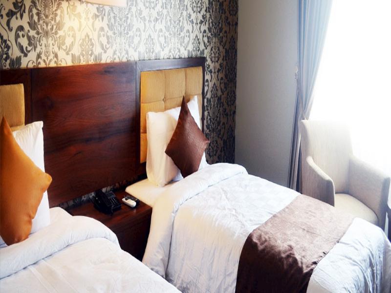 Hotel Safira Magelang Esterno foto