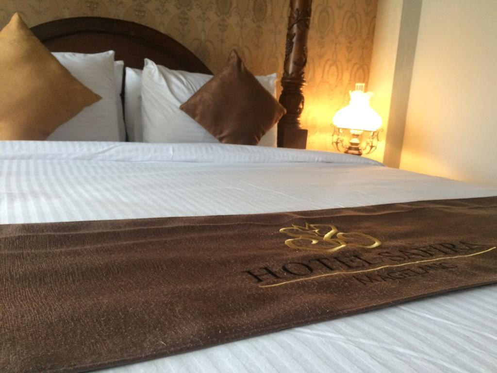 Hotel Safira Magelang Esterno foto