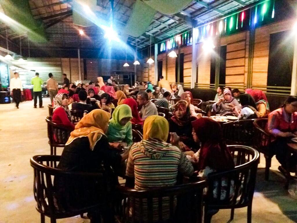 Hotel Safira Magelang Esterno foto